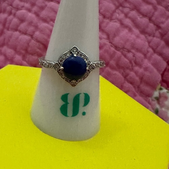 Sterling Silver .925 size 8 lapis stone - Picture 1 of 5